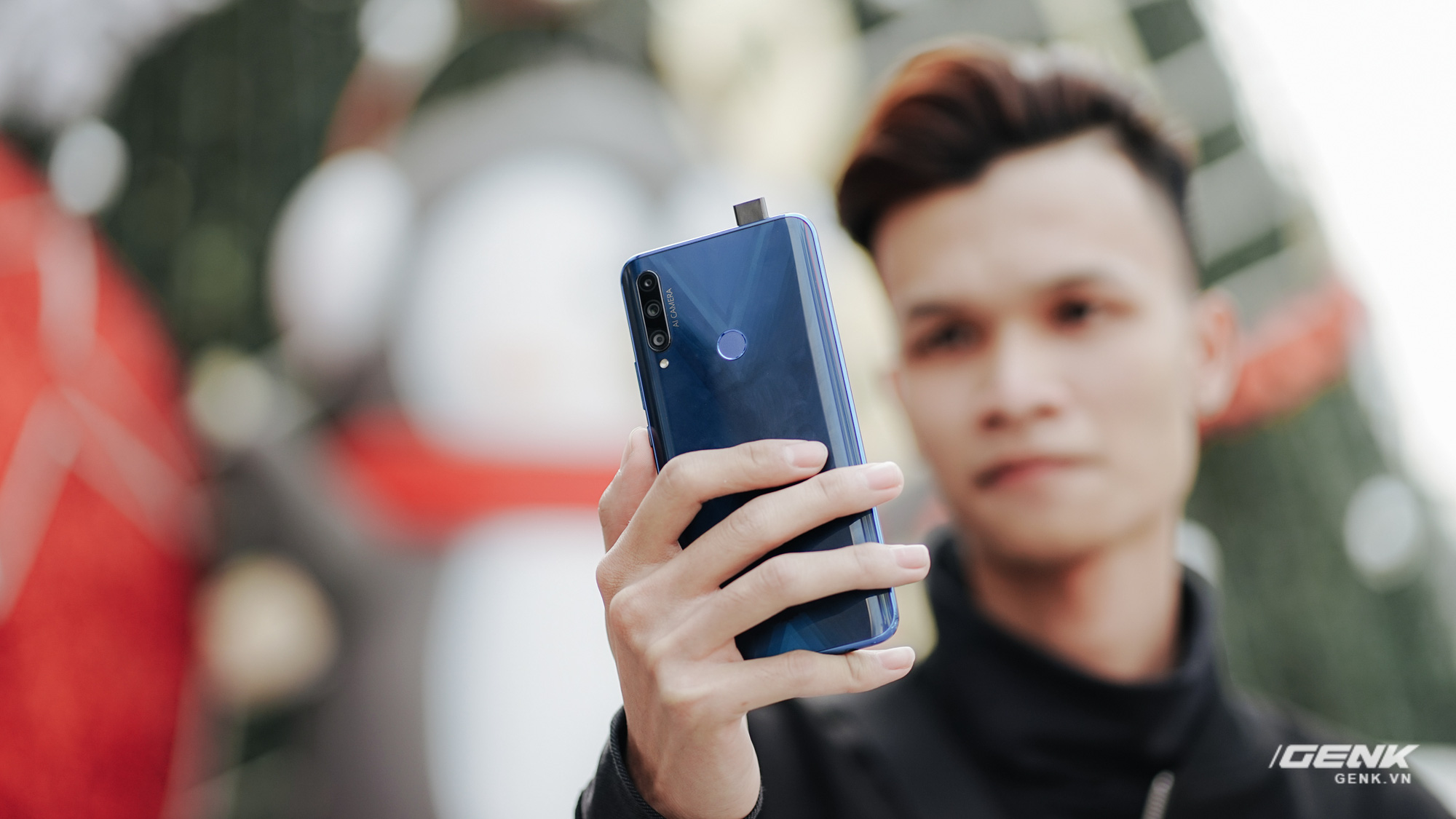 Đánh giá Honor 9X: Liệu có đáng mua trong tầm giá 6 triệu? - Ảnh 1. Đánh giá Honor 9X: Liệu có đáng mua trong tầm giá 6 triệu? - Ảnh 1.