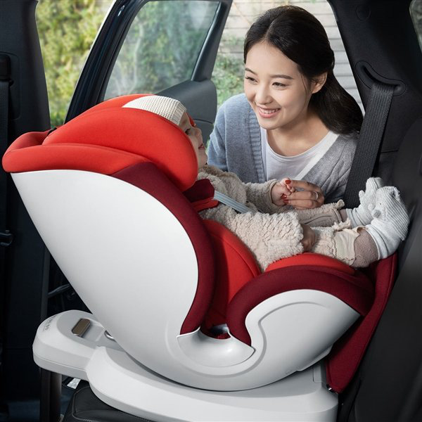 Xiaomi ra mắt ghế ngồi ô tô cho trẻ em: Xoay được 360 độ, thích hợp với trẻ từ 0-12 tuổi, giá 4.6 triệu đồng - Ảnh 1.