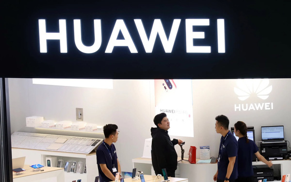 Chủ tịch Huawei gửi thông điệp cuối năm cho nhân viên: Năm tới sẽ rất khó khăn, 10% sếp quản lý yếu kém nhất sẽ bị đuổi việc - Ảnh 1.
