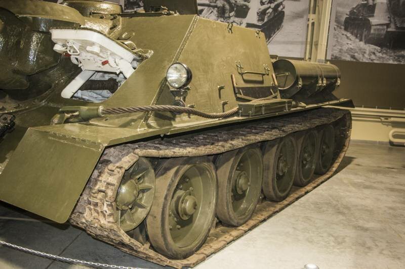 [Vietsub] T&igrave;m hiểu về SU-100 - ph&aacute;o tự h&agrave;nh chống tăng tốt nhất Thế chiến II m&agrave; đến giờ Việt Nam, Triều Ti&ecirc;n vẫn d&ugrave;ng - Ảnh 13.