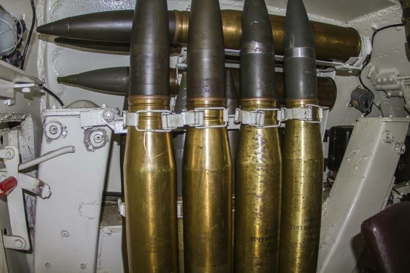 [Vietsub] T&igrave;m hiểu về SU-100 - ph&aacute;o tự h&agrave;nh chống tăng tốt nhất Thế chiến II m&agrave; đến giờ Việt Nam, Triều Ti&ecirc;n vẫn d&ugrave;ng - Ảnh 11.