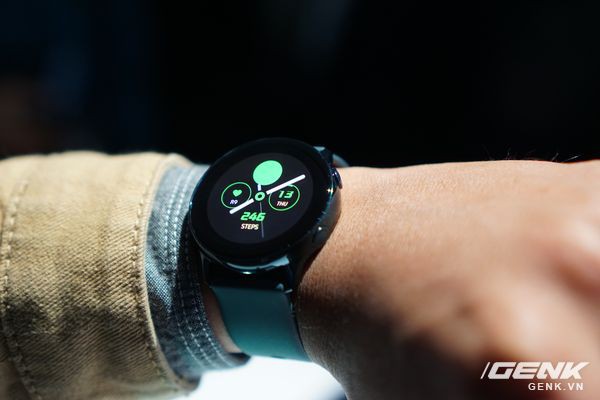 Cận cảnh Galaxy Watch Active: Chiếc smartwatch có thiết kế tinh tế nhất của Samsung - Ảnh 5.
