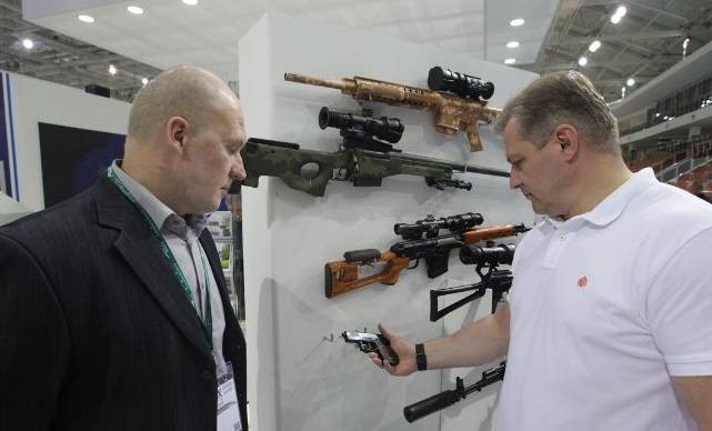 [Vietsub] Đôi nét về súng ngắn mỏng nhất thế giới của đặc nhiệm Belarus - Ảnh 15.