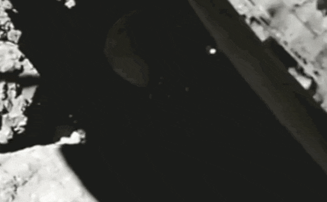 Xem khoảnh khắc tàu vũ trụ Hayabusa 2 của Nhật Bản đáp xuống tiểu hành tinh từng hình thành cùng Hệ Mặt Trời - Ảnh 2.