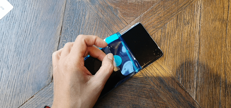 Đã có miếng dán màn hình 360.000 đồng cho Galaxy S10: ngon hơn miếng dán gốc, cảm giác mang bao như không mang - Ảnh 8.
