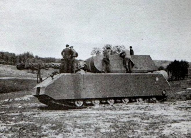 Tìm hiểu về xe tăng Maus - phát minh điên rồ từng được kỳ vọng sẽ thay đổi cục diện Thế chiến thứ hai - Ảnh 1.