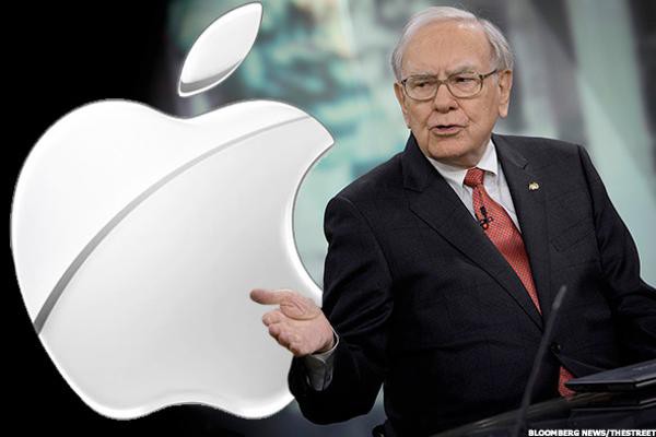 Sở hữu đến 45 tỷ USD cổ phiếu Apple, nhưng Warren Buffett lại đang dùng chiếc Samsung 20 USD thay vì iPhone - Ảnh 1.