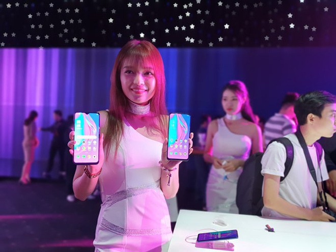 Oppo F11 Pro và Oppo F11 chính thức ra mắt tại Việt Nam, màn hình không khiếm khuyết, camera selfie trượt, camera sau 48MP, giá 8,49 triệu - Ảnh 3.