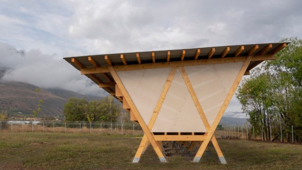 Chiêm ngưỡng chiếc chuồng gà giá 20.000 USD, được thiết kế bởi công ty kiến trúc danh tiếng - Ảnh 4.