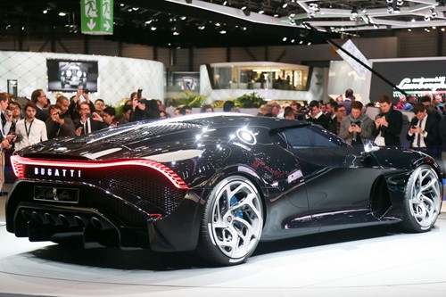 Cận cảnh siêu xe đắt nhất thế giới Bugatti La Voiture Noire giá 450 tỷ VNĐ chưa thuế, chỉ có đúng 1 chiếc trên thế giới và đã có người mua - Ảnh 3.