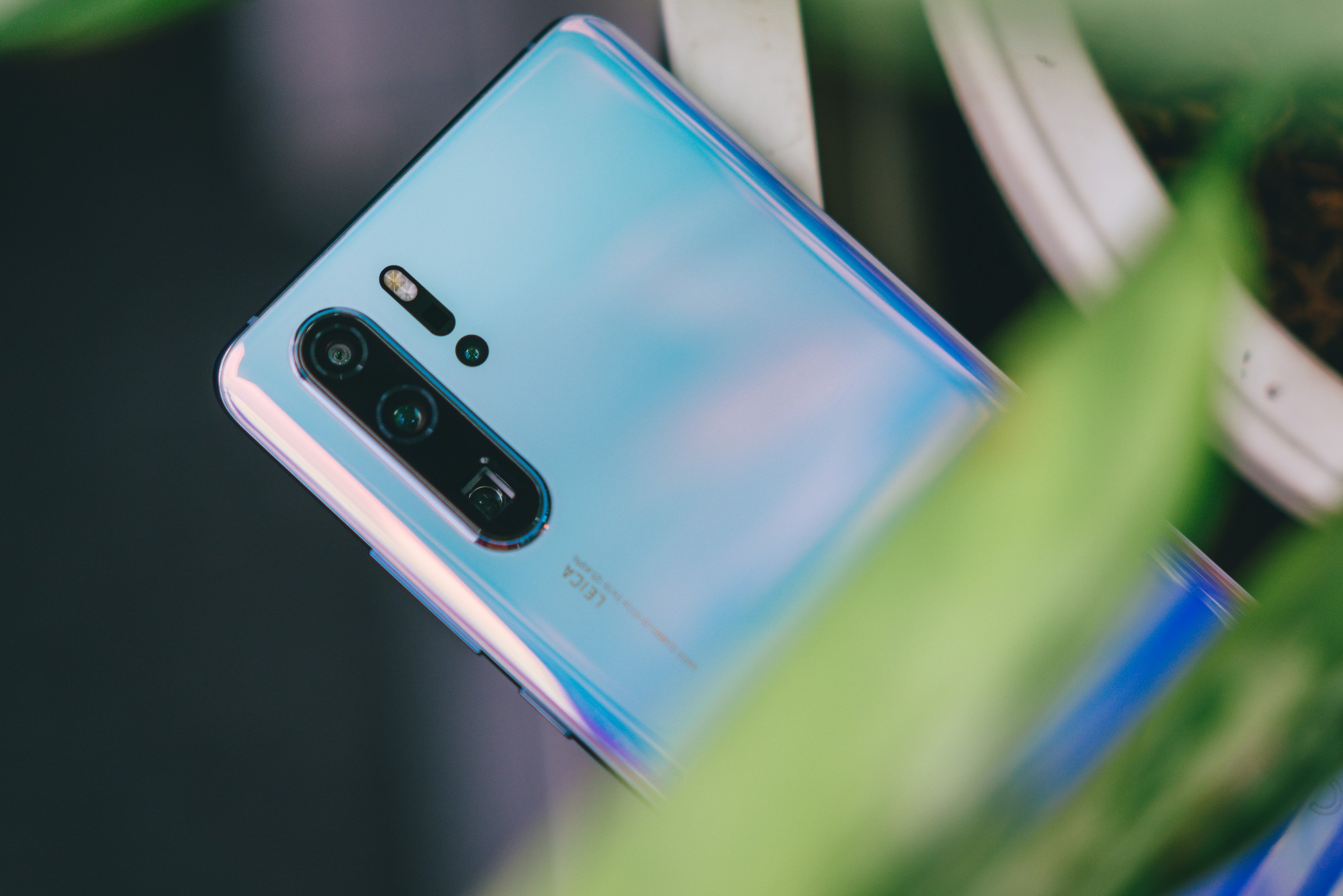 Đ&aacute;nh gi&aacute; Huawei P30 Pro: Chiếc smartphone phi thường d&agrave;nh cho người kh&ocirc;ng b&igrave;nh thường - Ảnh 6.