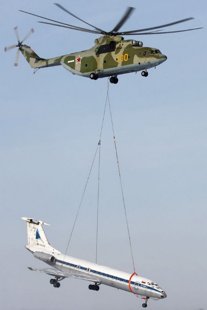 Khám phá trực thăng khổng lồ Mi-26 của Nga: Đã từng chở hóa thạch voi ma mút và máy bay chở khách cỡ nhỏ - Ảnh 13.