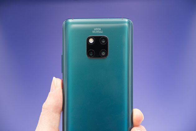 Huawei Mate 20 Pro phát nổ khiến rạp hát tại Anh phải sơ tán khẩn cấp - Ảnh 1.