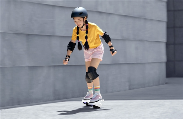 Xiaomi ra mắt giày trượt tự cân bằng Ninebot Mijia Self Balancing e-Skates, pin 80 tiếng, giá chỉ 3,35 triệu - Ảnh 3.