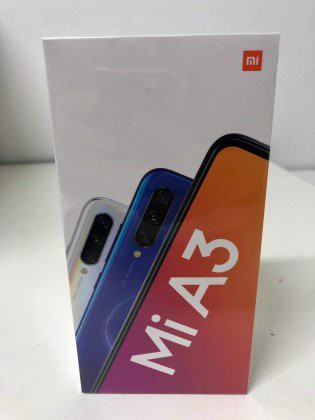 Xuất hiện ảnh mở hộp Xiaomi Mi A3, xác nhận chip Snapdragon 665, 3 camera sau - Ảnh 1.