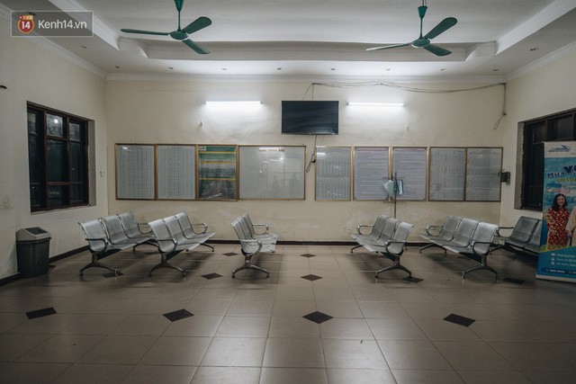 8 giờ trên chuyến tàu kỳ lạ nhất Việt Nam: Rời ga mà không có một hành khách nào - Ảnh 1.