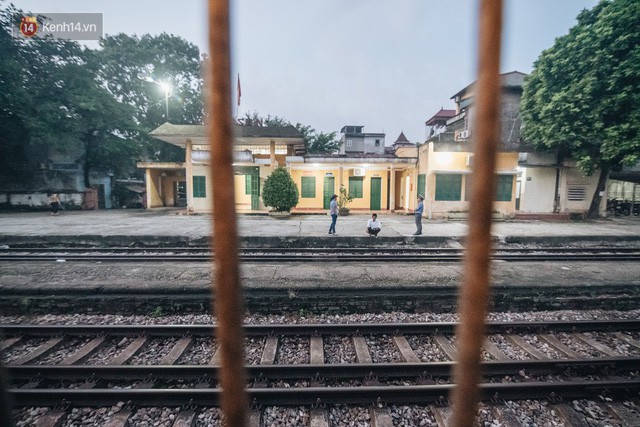 8 giờ trên chuyến tàu kỳ lạ nhất Việt Nam: Rời ga mà không có một hành khách nào - Ảnh 10.