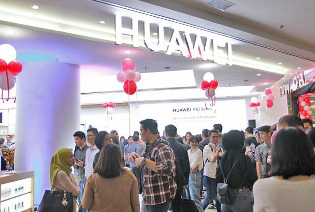 Tại sao dính đòn hiểm của Mỹ, Huawei vẫn chưa thấy đau? - Ảnh 2.