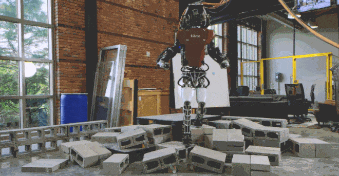 [Video] Cận cảnh những công nghệ tiên tiến giúp robot di chuyển vững vàng trên các địa hình gồ ghề - Ảnh 2.