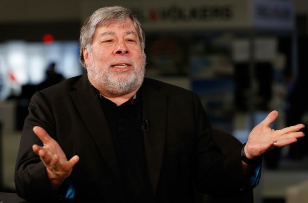 Đồng sáng lập Apple, Steve Wozniak, cảnh báo mọi người nên tránh xa Facebook mãi mãi - Ảnh 1.