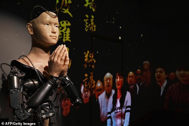 Một ngôi đền tại Nhật Bản mang robot triệu USD về làm thầy tu, thuyết giảng Phật giáo cho du khách - Ảnh 5.