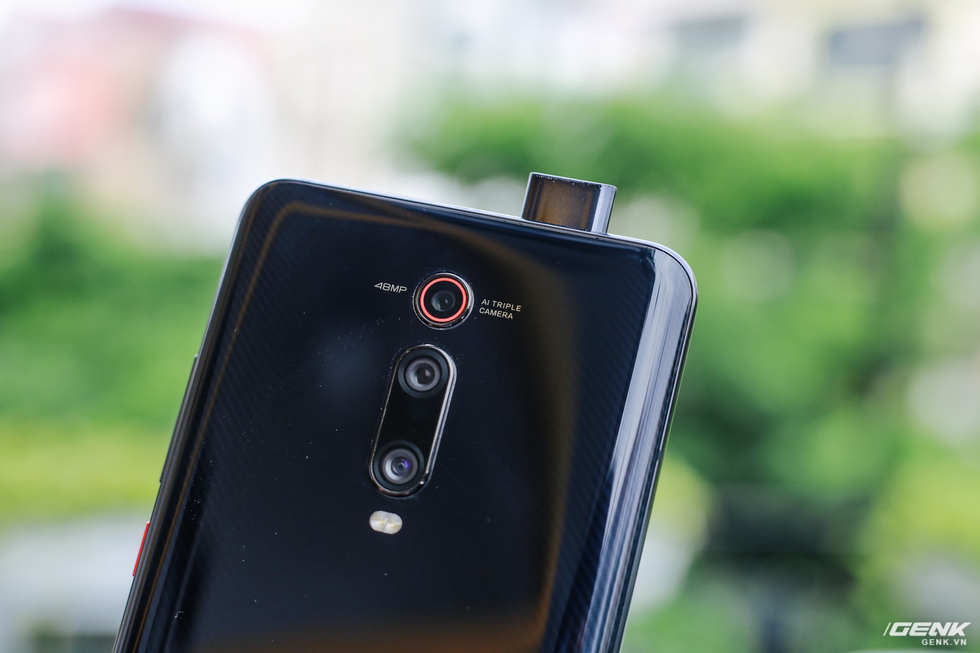 Đánh giá Xiaomi Mi 9T: Sự lựa chọn sáng giá trong phân khúc tầm trung - Ảnh 9. Đánh giá Xiaomi Mi 9T: Sự lựa chọn sáng giá trong phân khúc tầm trung - Ảnh 9.