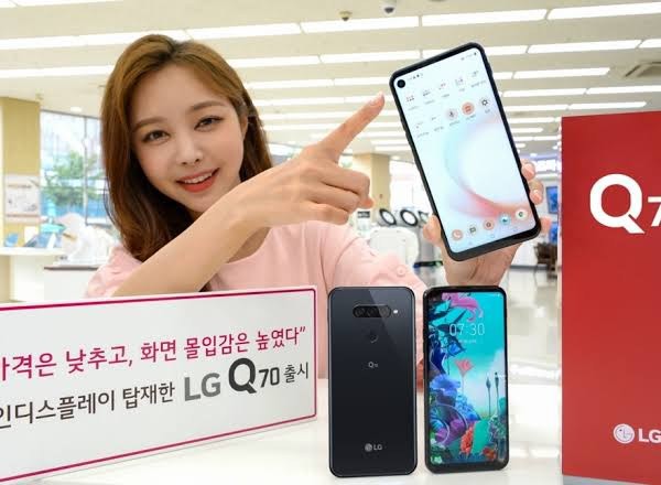 LG Q70 ra mắt: Smartphone màn hình đục lỗ đầu tiên của LG, 3 camera sau, chip Snapdragon 675, giá bán 450 USD - Ảnh 2.