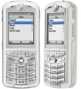 Motorola ROKR E1: một chiếc điện thoại tồi, nhưng đã mở đường cho iPhone xuất hiện - Ảnh 3.