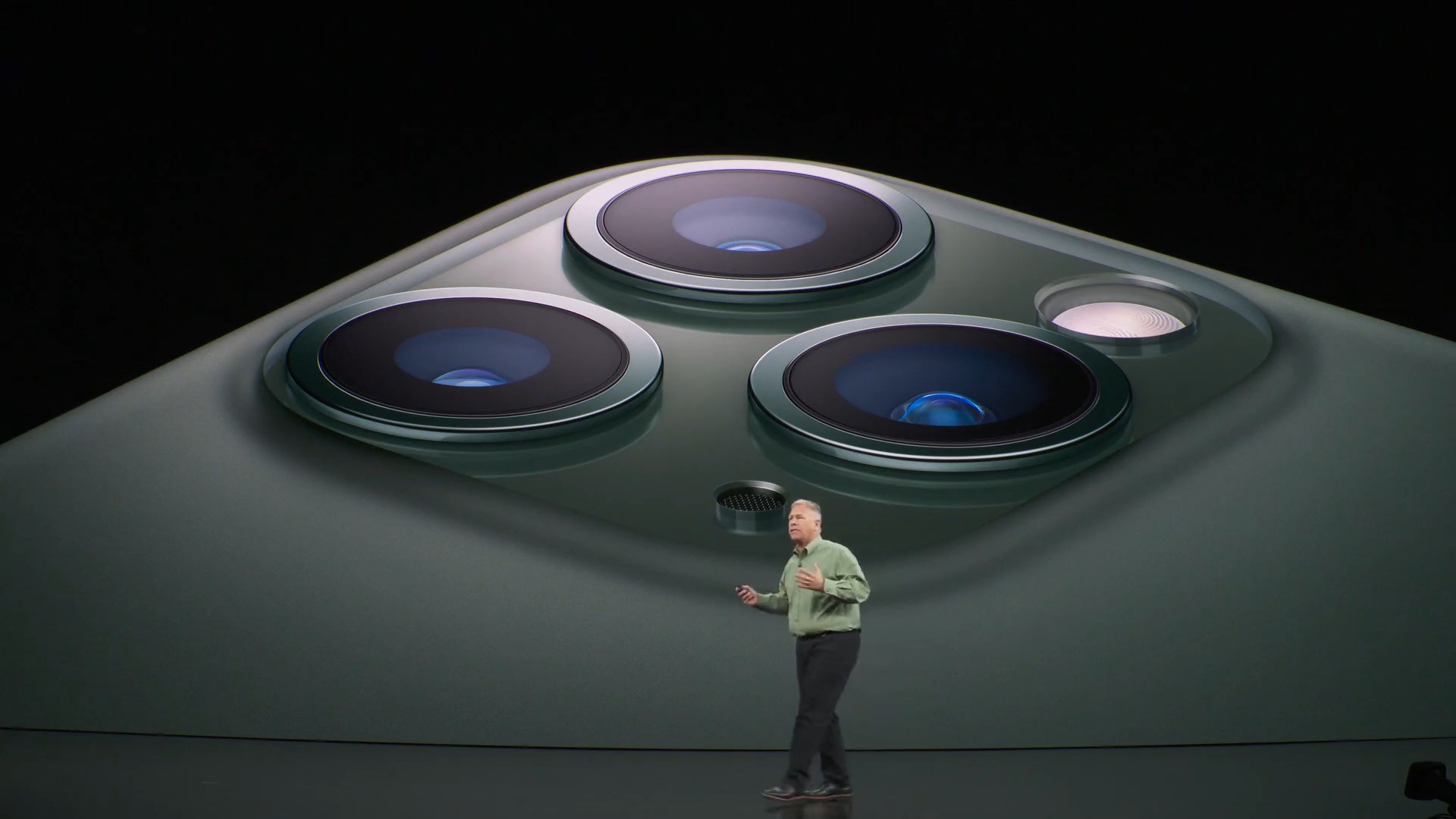 Apple ra mắt iPhone 11 Pro v&agrave; iPhone 11 Pro Max: Thiết kế pro, m&agrave;n h&igrave;nh pro, hiệu năng pro, pin pro, camera pro v&agrave; mức gi&aacute; cũng pro - Ảnh 2.