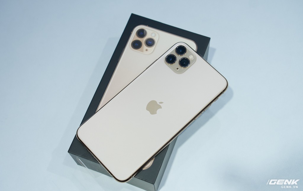 iPhone 11 Pro Max về Việt Nam trước ngày Apple mở bán