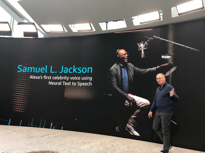 Nick Fury Samuel L. Jackson sẽ góp giọng cho trợ lý ảo Alexa của Amazon, chỉ cần bỏ ra hơn 20.000 VND là đã có thể sở hữu - Ảnh 1.