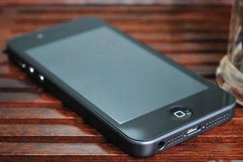 Đập hộp GooPhone i5: iPhone 5 của Trung Quốc 6