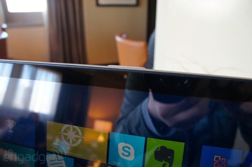 Laptop màn hình cảm ứng xoay HP EliteBook Revolve 8
