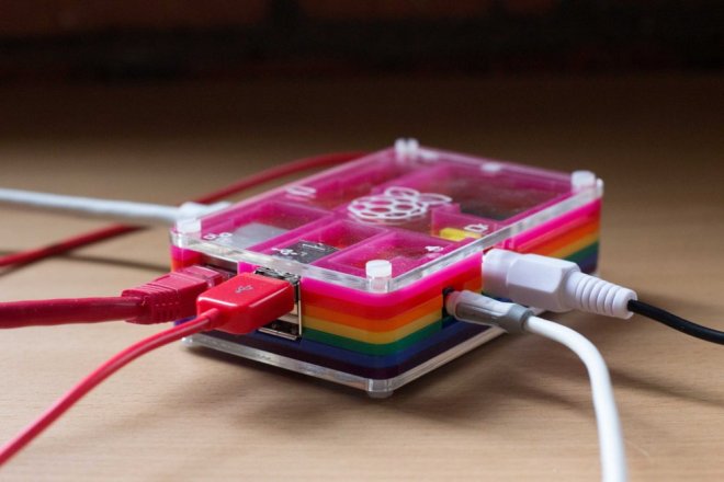 Những t&aacute;c phẩm tuyệt vời l&agrave;m từ chiếc m&aacute;y t&iacute;nh 25 USD 2