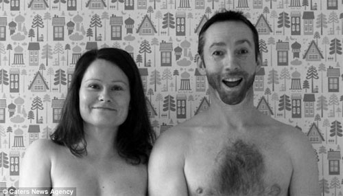 Cuộc thi ảnh nude Valentine khiến cư dân mạng sôi máu 5 Cuộc thi ảnh nude Valentine khiến cư dân mạng sôi máu 5