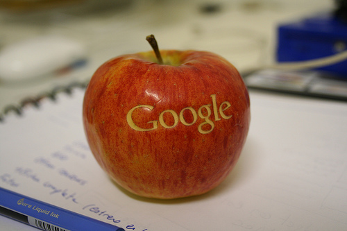 Google chiếm lấy hào quang của Apple 1