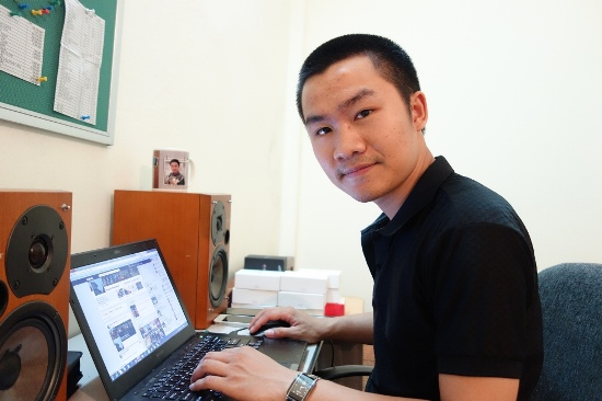 Ông chủ sinh viên buôn điện thoại, doanh thu tiền tỷ mỗi tháng 2 Ông chủ sinh viên buôn điện thoại, doanh thu tiền tỷ mỗi tháng 2