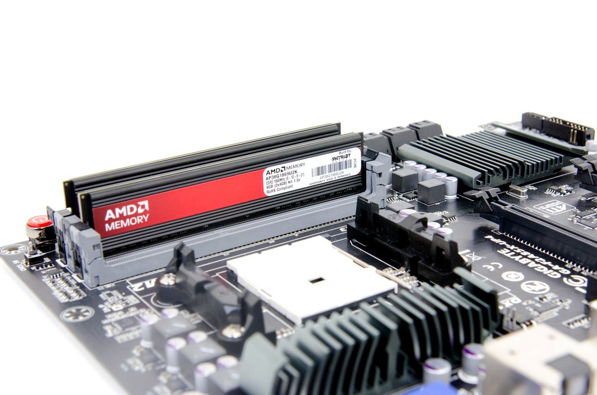 amd-chinh-thuc-ra-mat-chip-trinity-voi-nhan-do-hoa-hd-7000-cho-desktop