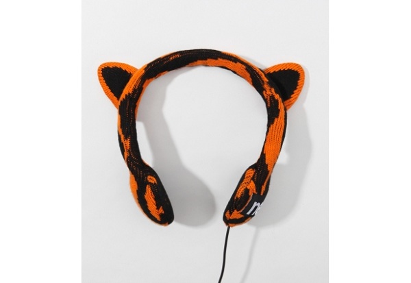 10 chiếc headphone v&ocirc; c&ugrave;ng ấm &aacute;p cho m&ugrave;a lạnh 9