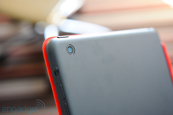 Đ&aacute;nh gi&aacute; iPad mini: Đắt, nhưng xắt ra miếng 8