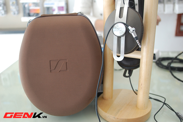 Cận cảnh h&agrave;ng hot Sennheiser Momentum đầu ti&ecirc;n tại Việt Nam 6