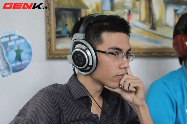 Một ng&agrave;y với c&aacute;c tay chơi headphone &ldquo;khủng&rdquo; đất H&agrave; Th&agrave;nh 9