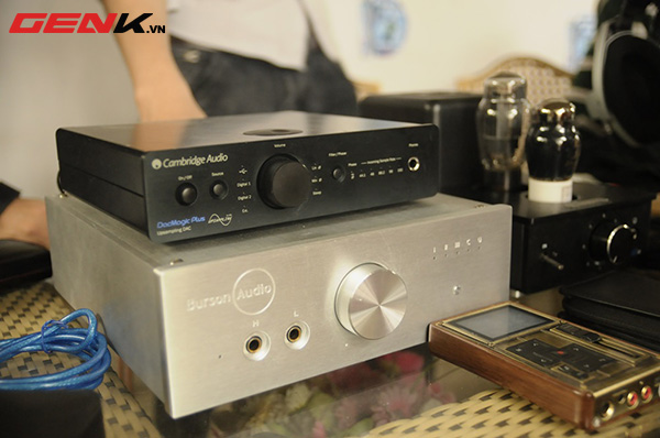 Một ng&agrave;y với c&aacute;c tay chơi headphone &ldquo;khủng&rdquo; đất H&agrave; Th&agrave;nh 2