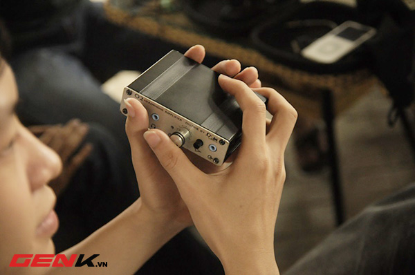 Một ng&agrave;y với c&aacute;c tay chơi headphone &ldquo;khủng&rdquo; đất H&agrave; Th&agrave;nh 15