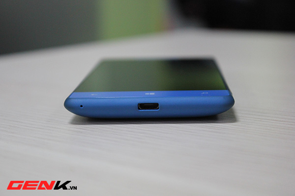 HTC 8S: Windows Phone tầm trung sáng giá 3