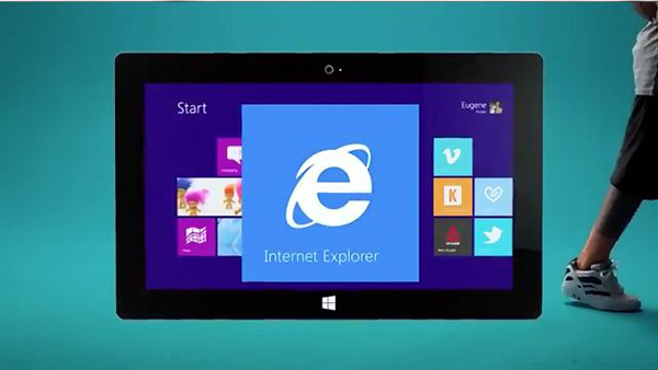 Internet Explorer "trở về quá khứ" trong quảng cáo mới 1