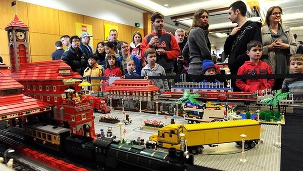 Kh&aacute;m ph&aacute; chặng đường th&agrave;nh c&ocirc;ng đầy gian nan của tập đo&agrave;n Lego 1