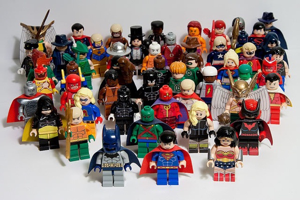 Kh&aacute;m ph&aacute; chặng đường th&agrave;nh c&ocirc;ng đầy gian nan của tập đo&agrave;n Lego 2