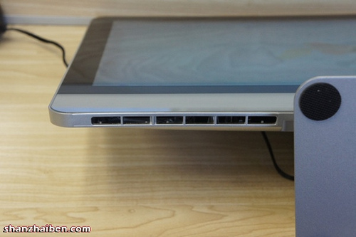 iMac "tàu" dùng ổ SSD, giá bằng 1 nửa iMac xịn 9