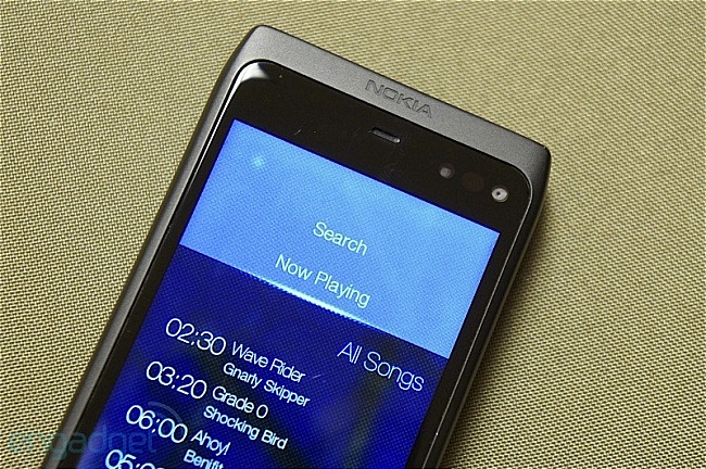 Smartphone chạy Sailfish sẽ ra mắt vào tháng sau 10
